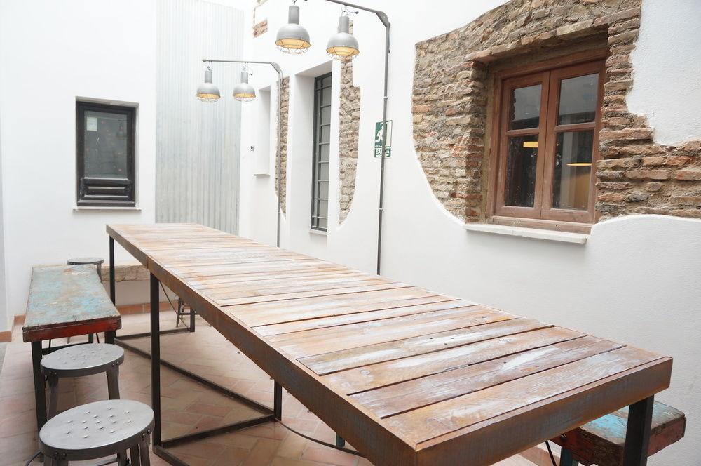Lemon Rock Hostel グラナダ エクステリア 写真