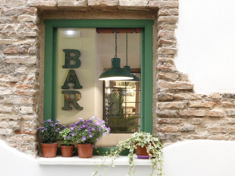 Lemon Rock Hostel グラナダ エクステリア 写真