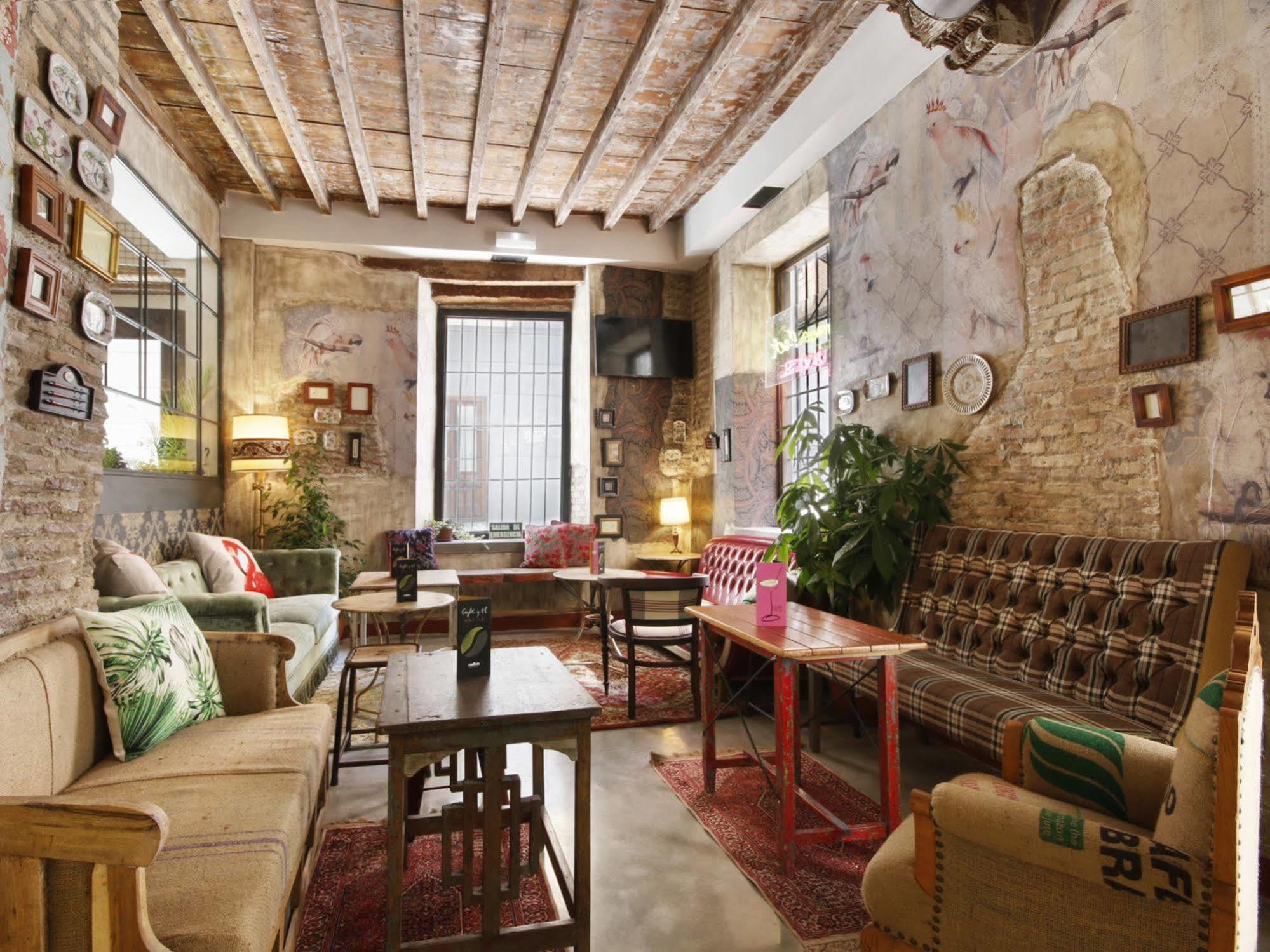 Lemon Rock Hostel グラナダ エクステリア 写真